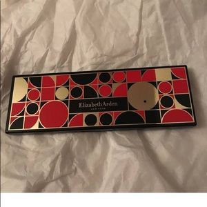 Eye shadow pallets by Elizabeth Arden
